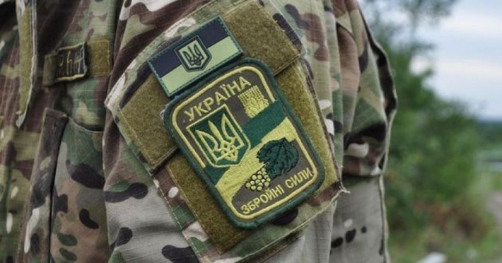Солдат ВСУ снял видео в районе Авдеевки: офицер расстрелял его