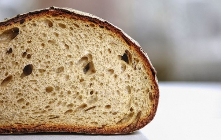 Украинцам назвали главную проблему магазинного хлеба: "стандарты превышены в два раза!"