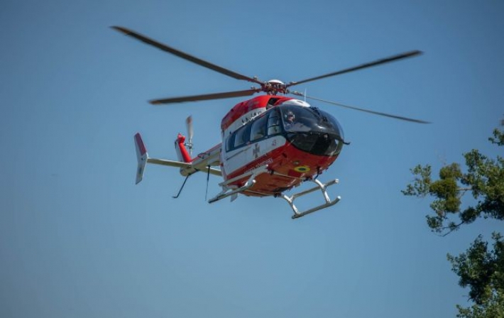 В Фастове беременную женщину спасали с помощью вертолета прямо со стадиона