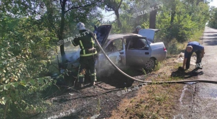 Спасатели рассказали подробности ДТП с загоревшимся в Мелитопольском районе авто