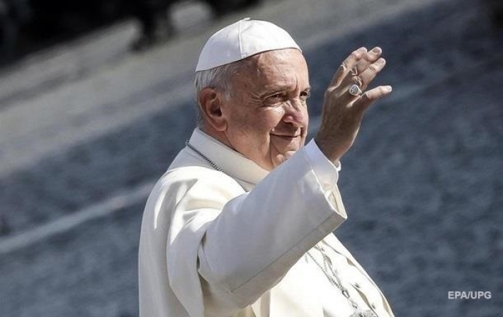Папа Франциск отправил 15 тысяч порций мороженого в римские тюрьмы