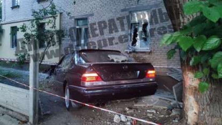 В Днепре полиция задержала водителя Mercedes, устроившего ДТП с шестью пострадавшими