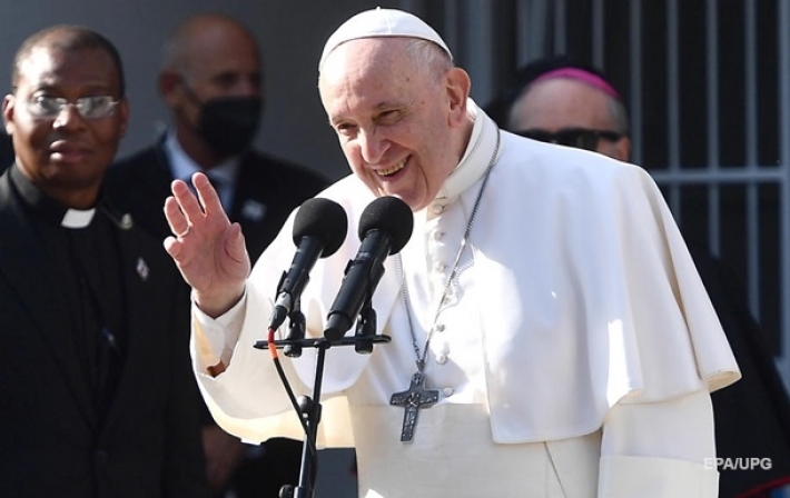 Папа Римский призвал читать проповеди быстрее