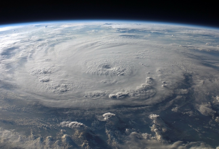 Последний шанс все исправить: в США назвали сумму убытков от ураганов и заговорили о последствиях