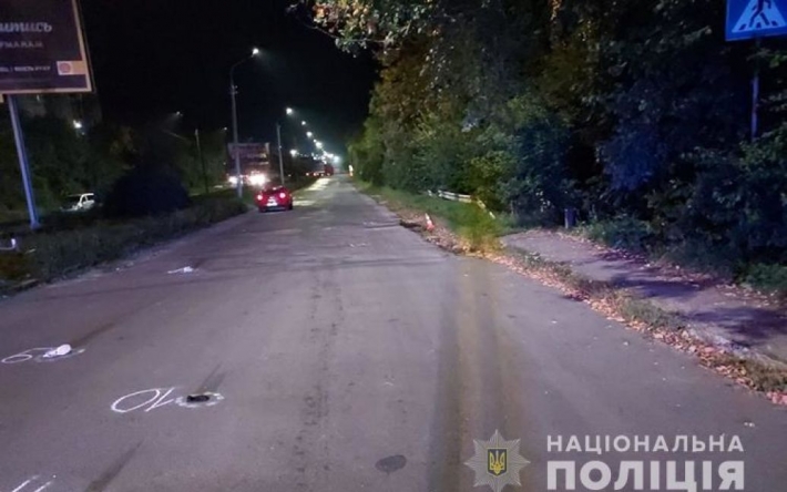 Тело отбросило на несколько метров, а вещи по всей дороге: в Тернополе сбили насмерть 28-летнюю девушку