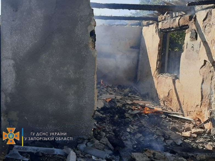 В Мелитопольском районе сгорели две хозпостройки (фото)