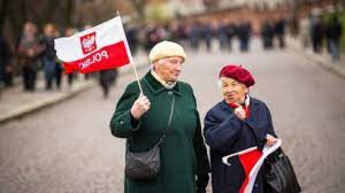 Пенсия 16 тысяч гривен и "вменяемая" коммуналка: как живут пенсионеры в Польше