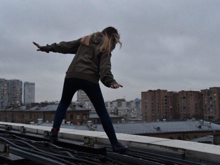 Девочка, выпавшая в Запорожской области из окна на 3 этаже, хотела покончить с собой