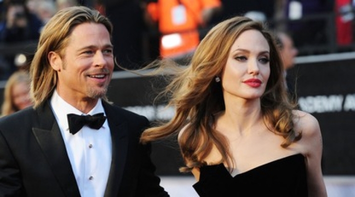 Брэд Питт обвинил Анджелину Джоли в попытке продать поместье во Франции, где они поженились в 2014 году