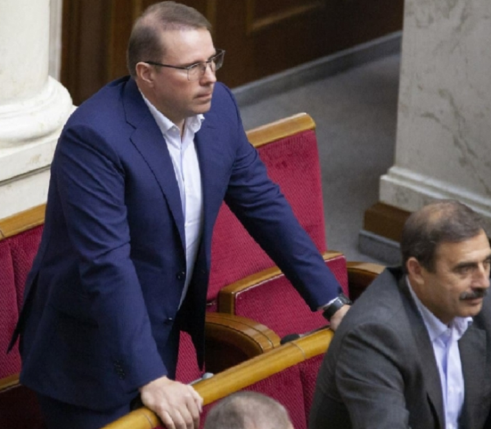 Сергей Минько проголосовал за закон об олигархах