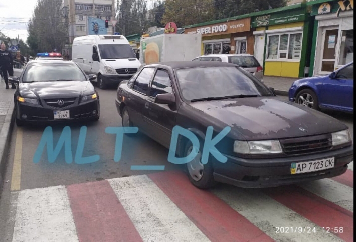 В Мелитополе из-за неправильной парковки случилось ДТП (видео)