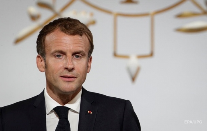 Президент Франции подал жалобу на папарацци