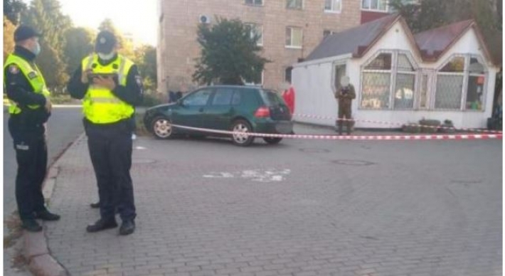 В Луцке водитель сбил мужчину, который стоял на остановке