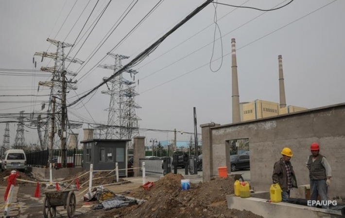 Китай столкнулся с кризисом в энергетике: закрывают заводы