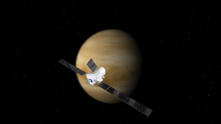Космический зонд BepiColombo прислал первые снимки Меркурия (фото, видео)