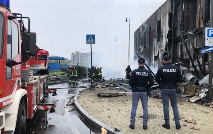 В Италии разбился самолет, есть погибшие (видео)