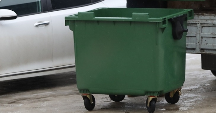 В Мелитополе у живодеров новый "флешмоб" - выброси щенка в мусор