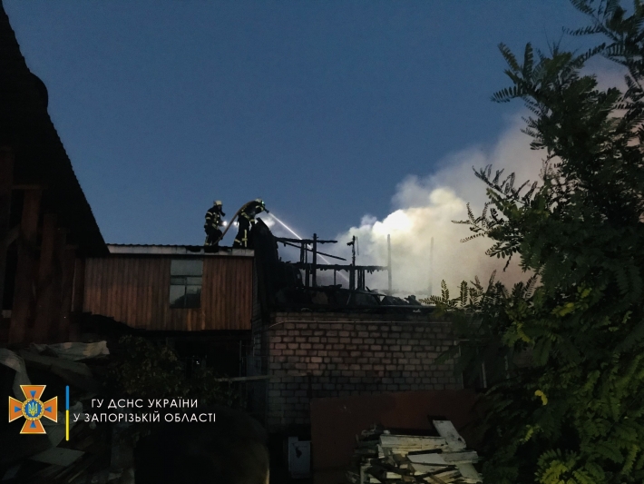 В Запорожье в результате масштабного пожара пострадал 24-летний парень