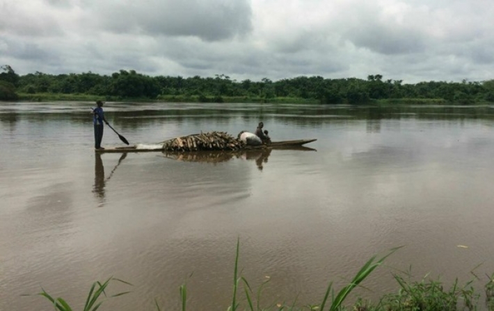 На реке Конго при крушении судна погибли более 50 человек