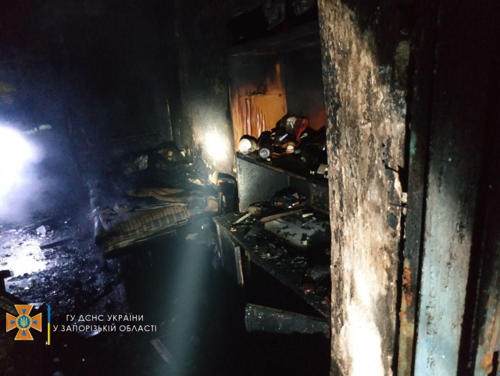 В Запорожской области дотла сгорел частный дом (фото)