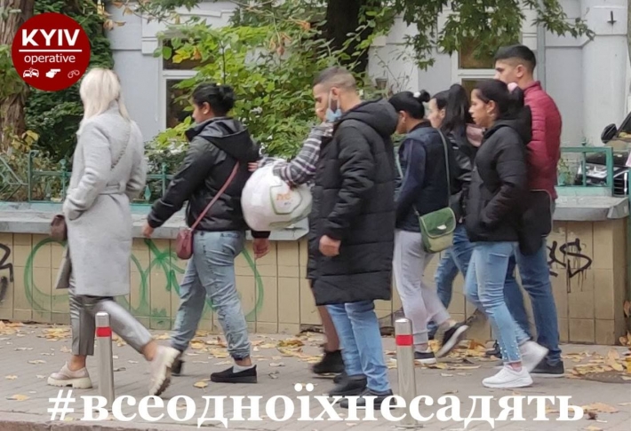 Берегите карманы и сумки: в Киеве орудует шайка уличных воров, фото