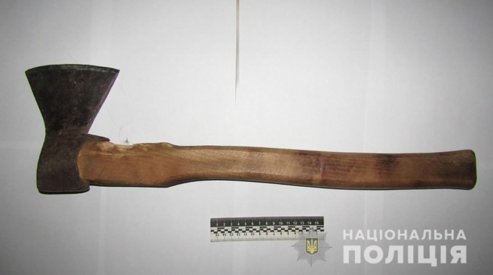 В Мелитополе мужчину зарубили топором (фото)