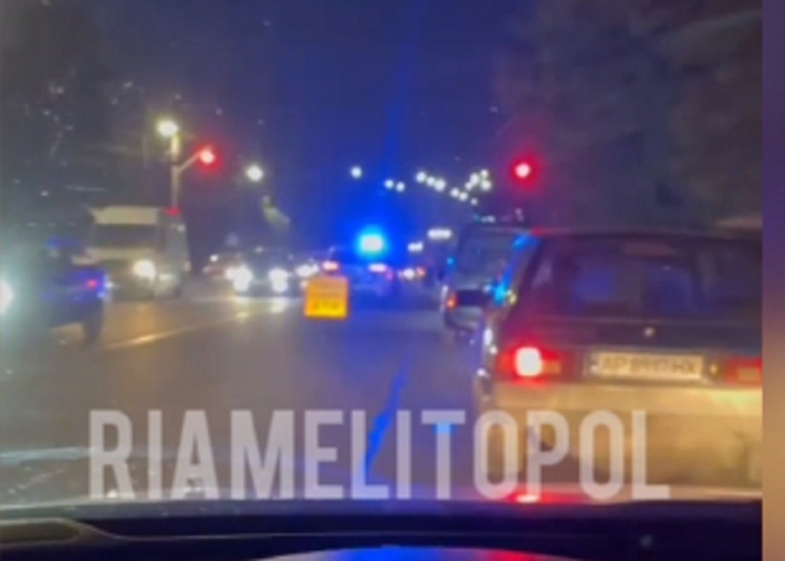 В Мелитополе из-за ДТП выстроилась пробка при подъеме на мост (видео, фото)