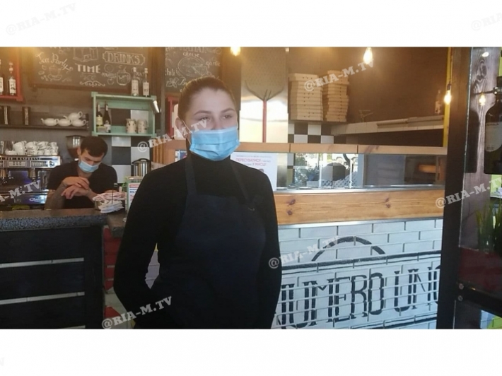 Как на самом деле в Мелитополе проверяют ковидные документы у посетителей кафе (видео)