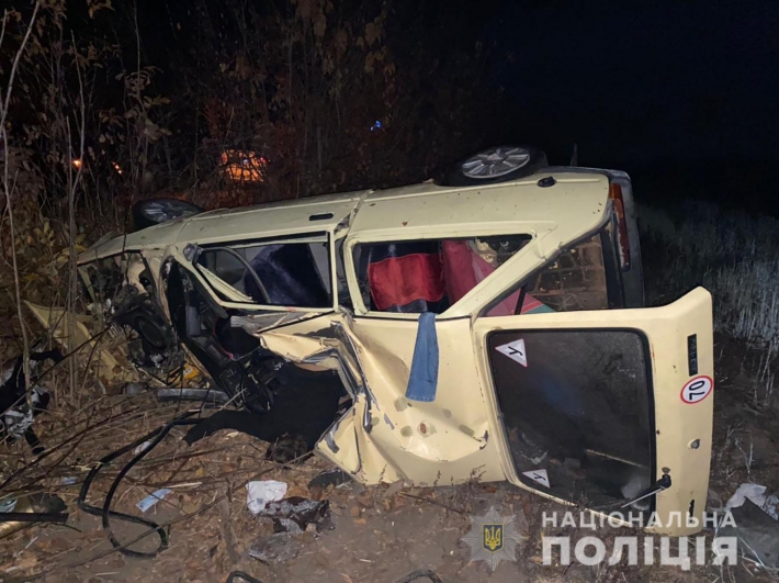 На трассе в Запорожской области в ДТП погиб водитель и 15-летняя девушка