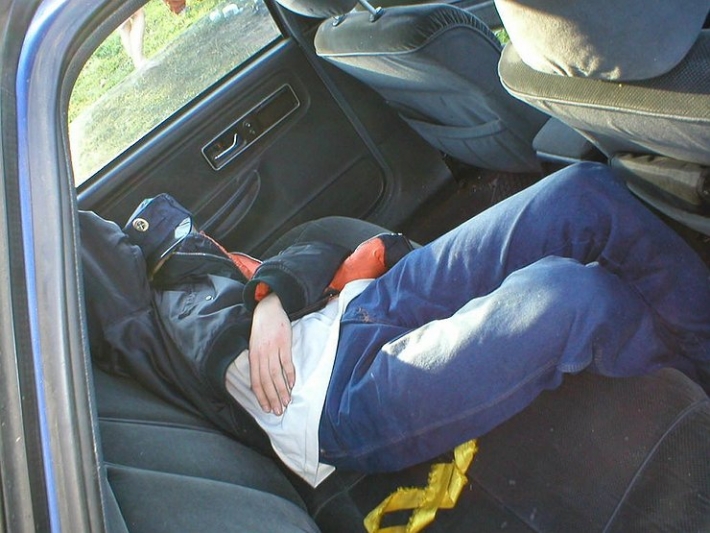 Под Мелитополем полицейские обнаружили в машине пьяного мужчину