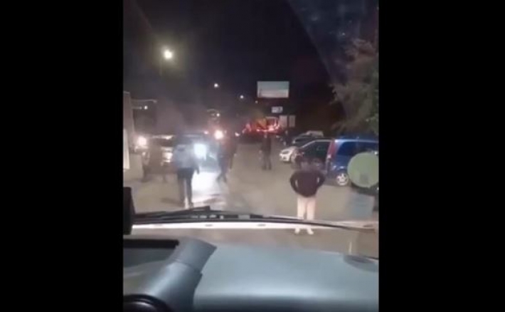 На границе водители фур подрались с "рекетирами" (видео)