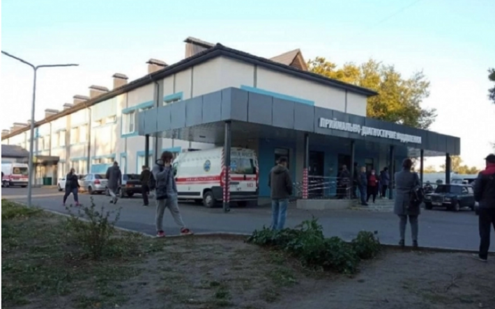 В Мелитополе в ковидных госпиталях уже работает и администрация больниц – не хватает врачей