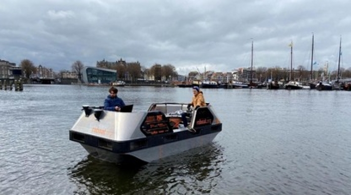 В Амстердаме запустили первые беспилотные такси на воде: видео