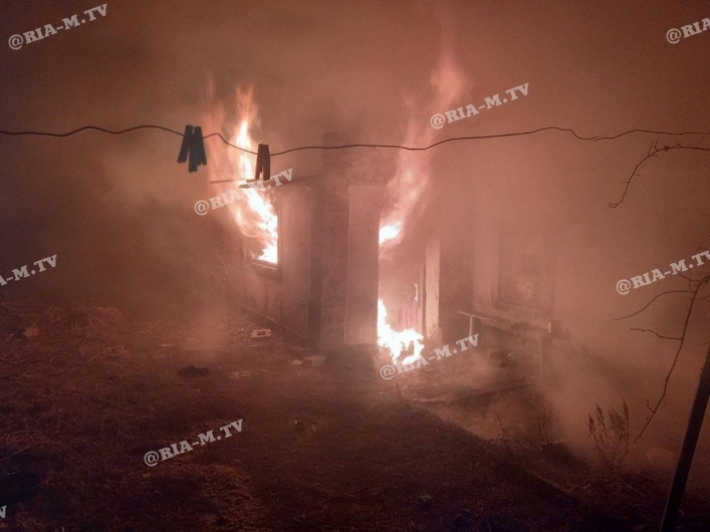 В Мелитопольском район сгорел дом (фото)
