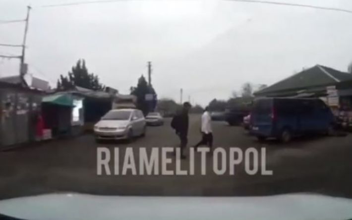 В Мелитополе появились "бессмертные" пешеходы - как они себя ведут на дороге (видео)
