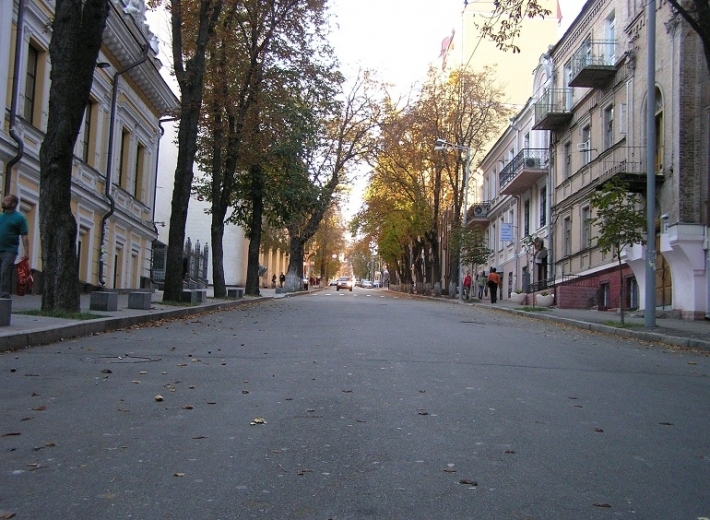 Украли iPhone и попались: фото 5 уличных воровок, пойманных в Киеве