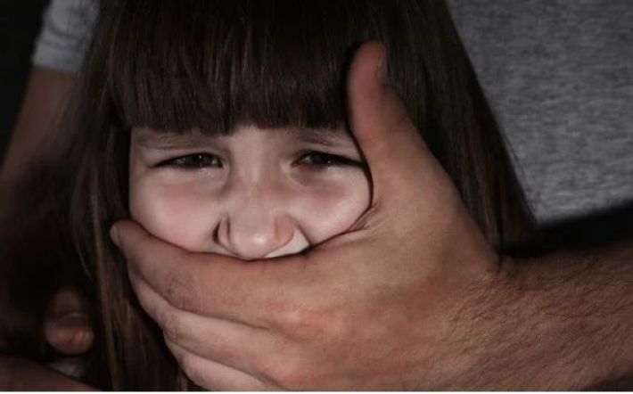 В Запорожье мужчина, изнасиловавший ребенка, хочет избежать наказания