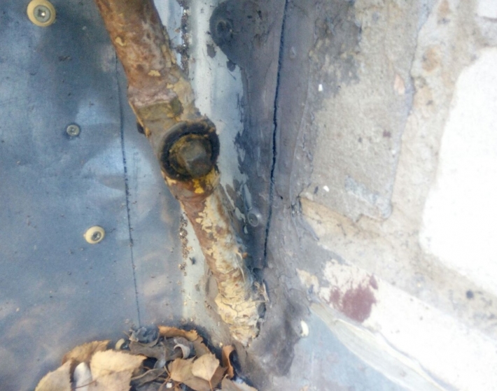 В Мелитополе жильцы многоэтажки замуровали газовую трубу в стену - что из этого вышло (фото)