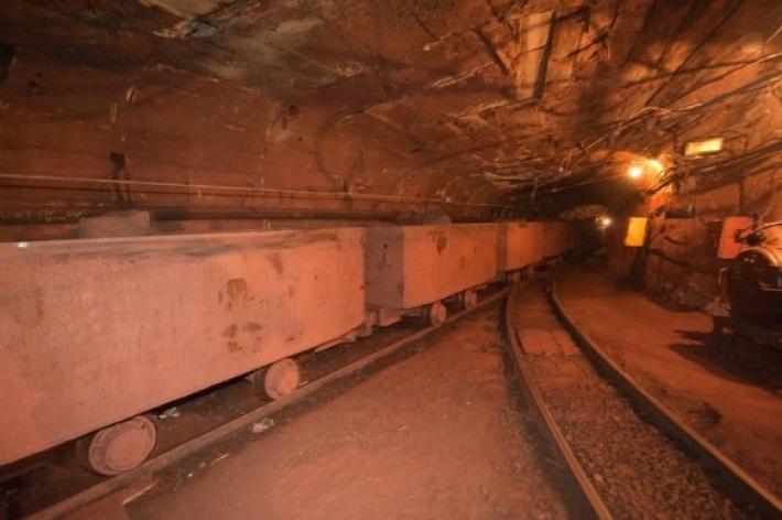 В Запорожской области в шахте горняк упал в обморок и умер