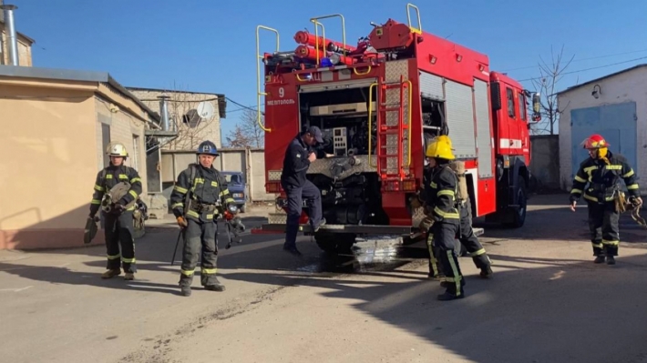 В Мелитополе в Водоканале работают спасатели - что происходит (фото, видео)