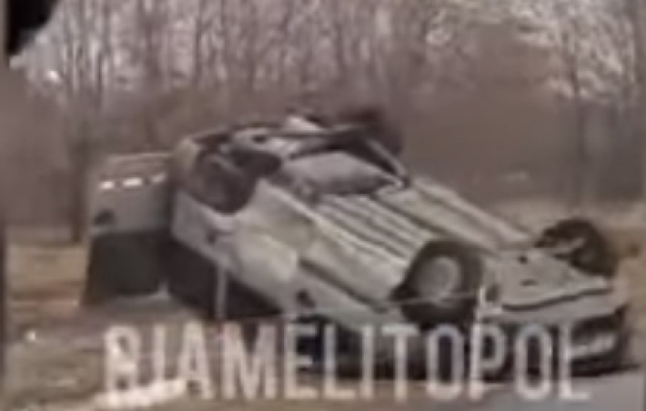 Под Мелитополем масштабное ДТП - автомобили разбросало по обочине (видео)