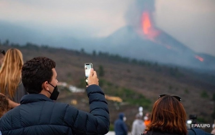 Ущерб от извержения вулкана на Ла-Пальме достиг €700 миллионов (видео)