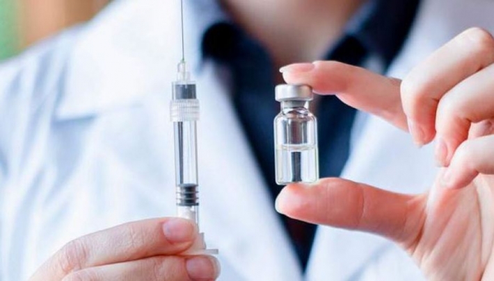 Вакцинация от COVID: что надо сделать, чтоб избежать побочного эффекта