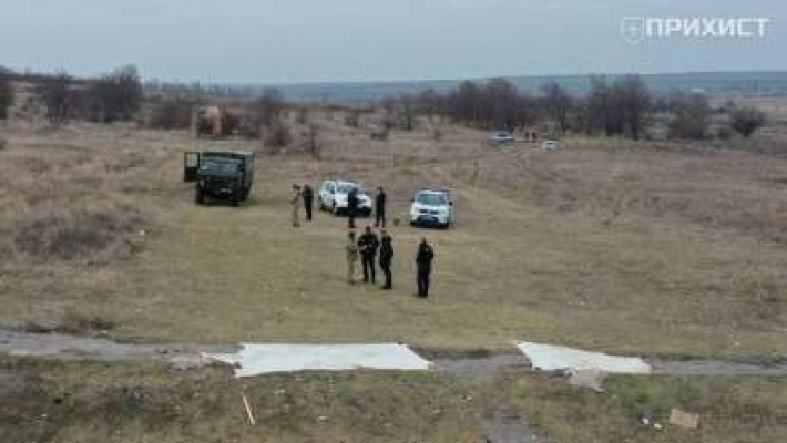 В Днепропетровской области на учениях военные подстрелили человека (фото)