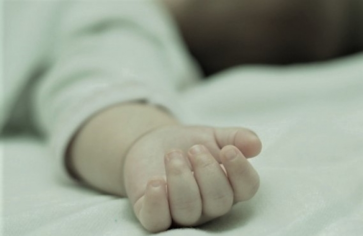 Озвучена вероятная причина смерти младенца в Запорожье (видео)