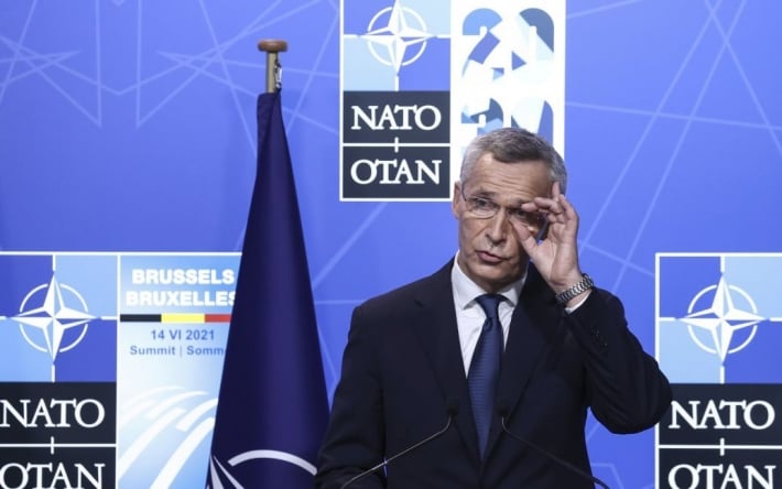 Генсек НАТО сообщил о необычной концентрации российских сил у границ Украины