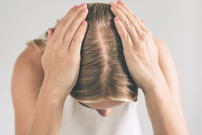 Какие продукты помогут остановить выпадение волос после ковида