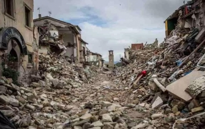 Опубликованы кадры мощного землетрясения в Перу (видео)