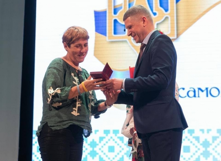 Президент присвоил педагогу из Мелитополя звание «Заслуженный работник образования Украины» (фото)