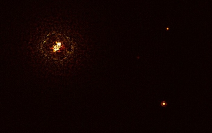 Астрономы обнаружили уникальный суперюпитер (видео)